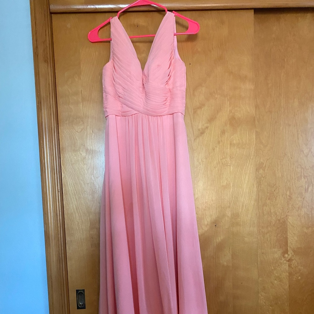 JJ’s House coral bridesmaid dress. Altered for heigh of 5 ft 3 in. Size US 0.